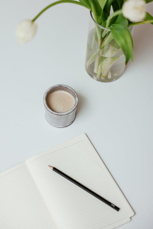 Beginner Guide to Journaling Every Day for Mindfulness and Growth