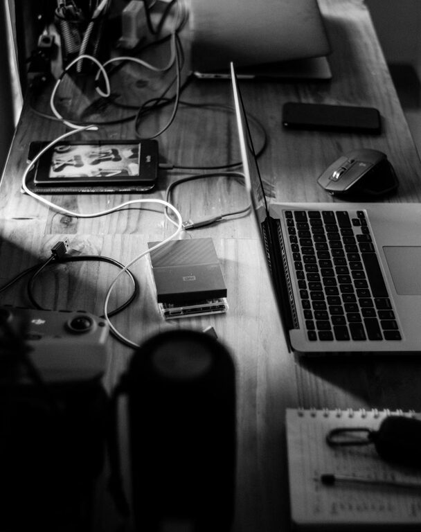 How to Organize Cables and Chargers Neatly for a Clutter-Free Space